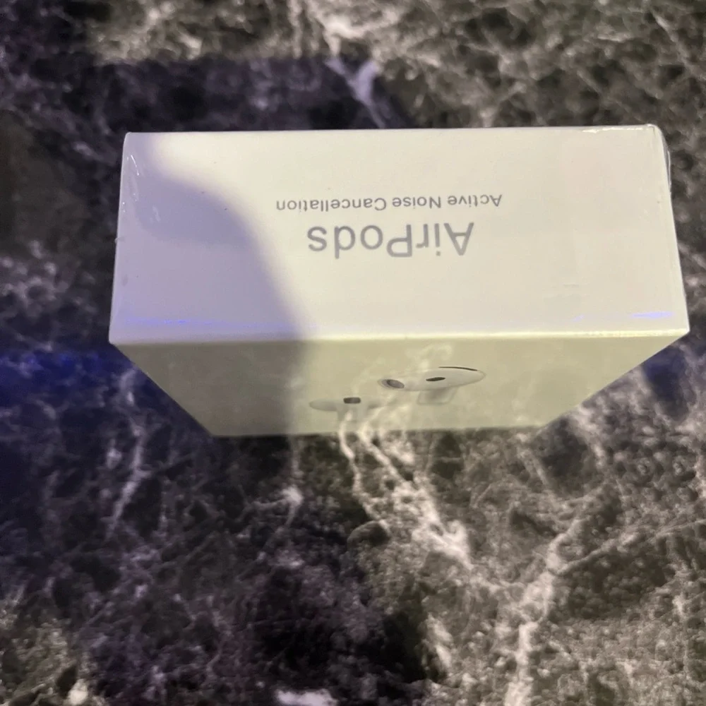 Apple Wireless Earbuds - White